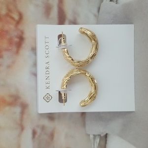 New Kendra Scott Caprise Hoop Earrings